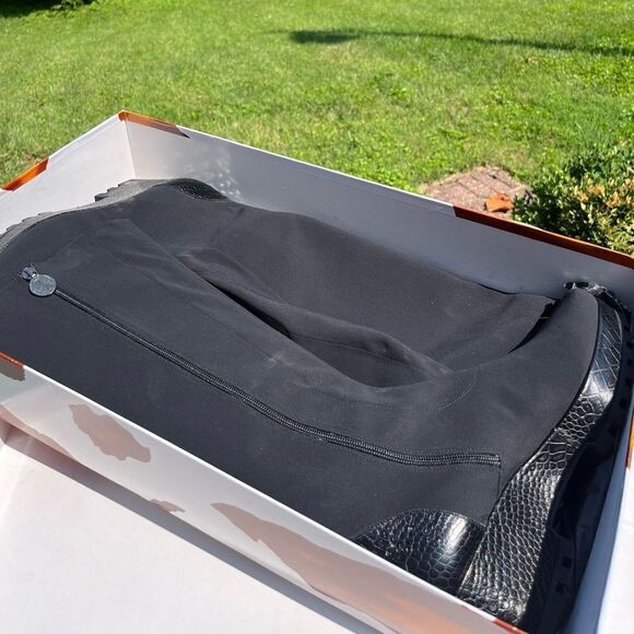 Donald J Pliner Stretch Crepe Knee High Boots NIB - Picture 5 of 11